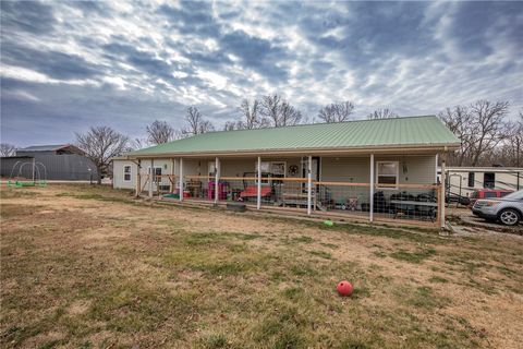Photo of 1190 New Bethel Road, Anderson, MO 64831 (MLS # 1334352)