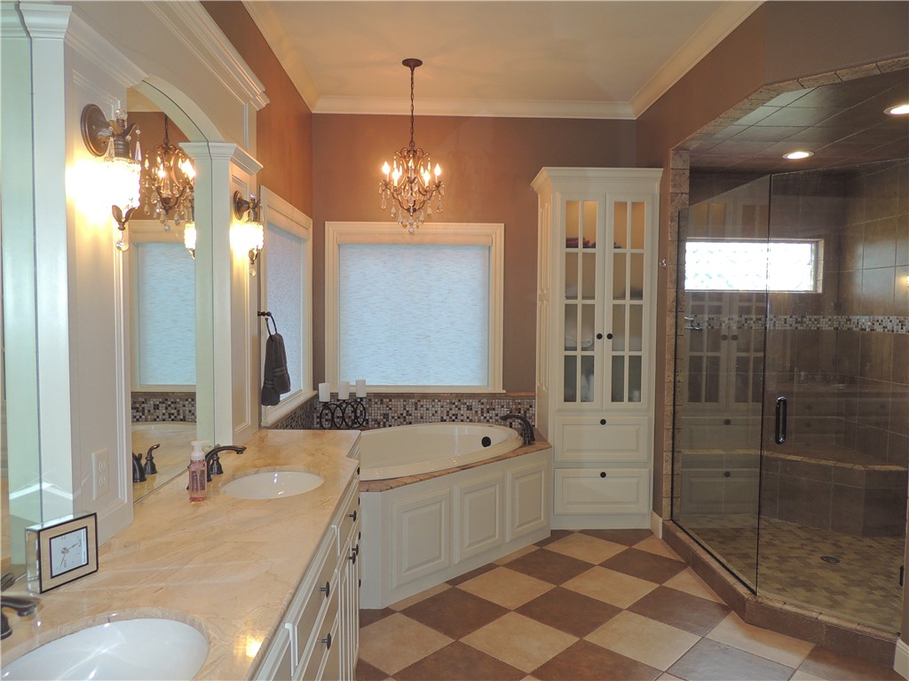 Shadow Valley PUD Ph Vii Rogers - Residential