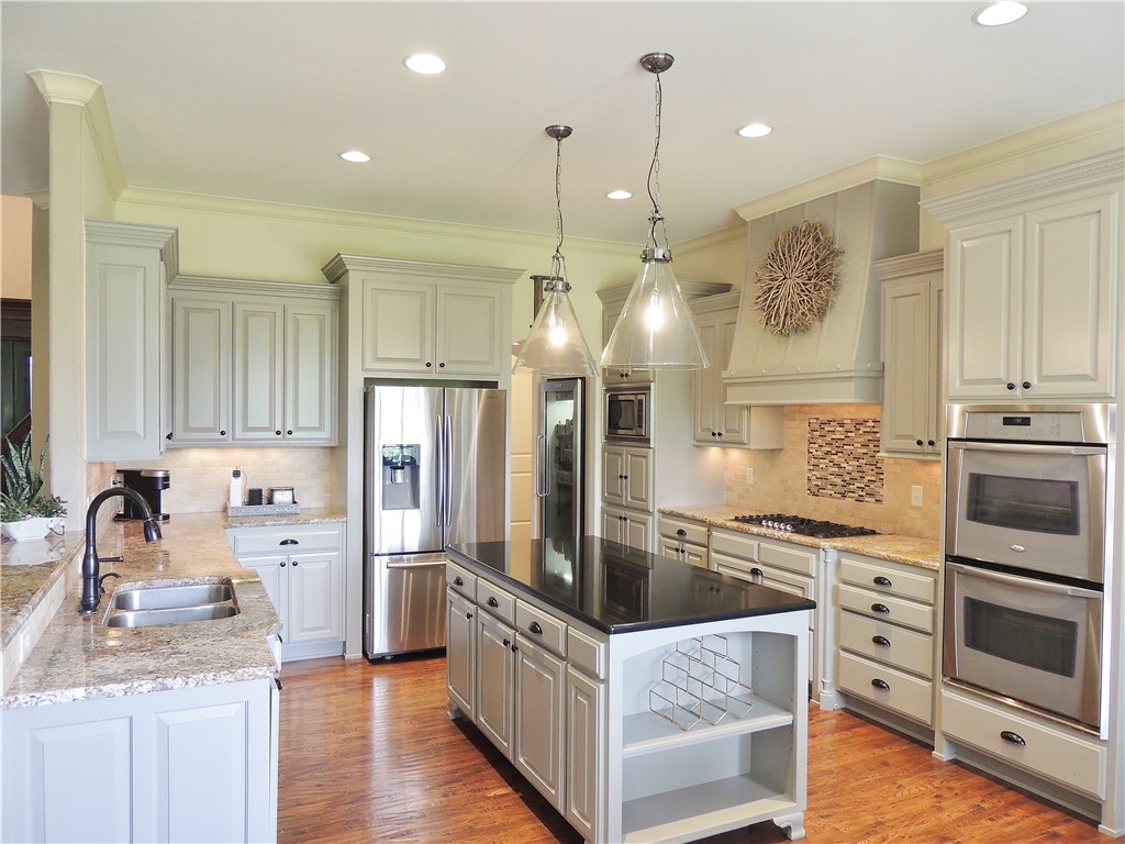 Shadow Valley PUD Ph Vii Rogers - Residential