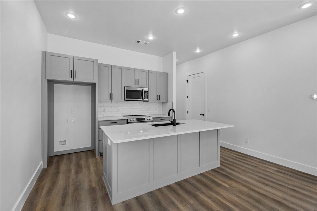 Berkshire Sub Bvv - Residential