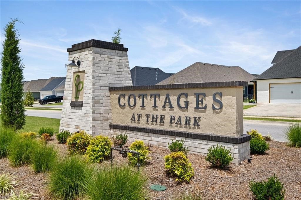 Cottages at the Park - Residential