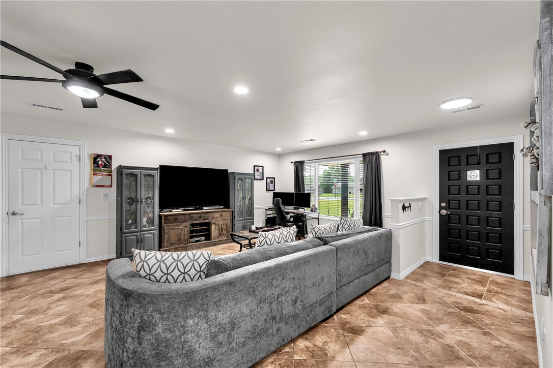 ELM SPRINGS HGTS UNIT 2-SPRINGDALE - Residential