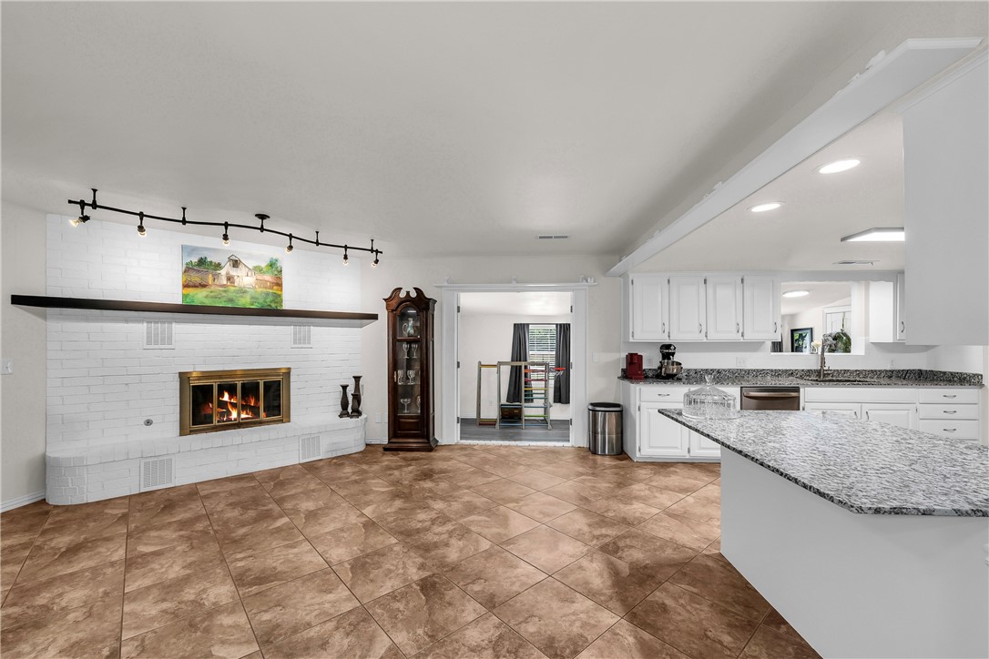 ELM SPRINGS HGTS UNIT 2-SPRINGDALE - Residential
