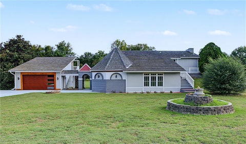 Photo of 1415 Clear Creek Drive, Springdale, AR 72764 (MLS # 1362489)