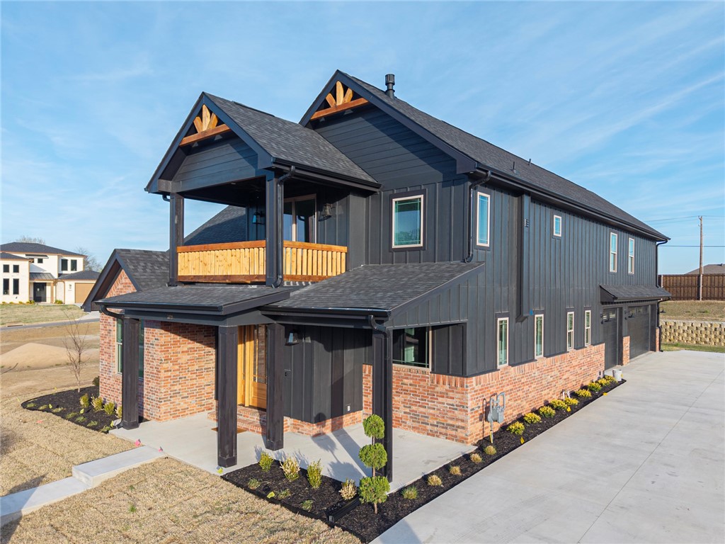 Alianna At The Hub - Residential