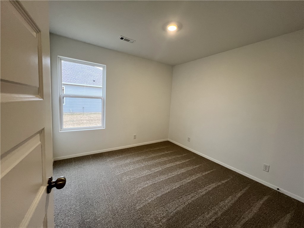 WALNUT HILL SUB PH V-PEA RIDGE - Residential Lease