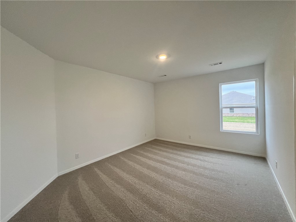 WALNUT HILL SUB PH V-PEA RIDGE - Residential Lease