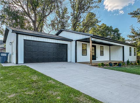 Photo of 180 Creekview Road, Harrison, AR 72601 (MLS # 1352923)
