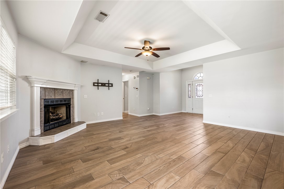 Champions Estates Rogers - Residential