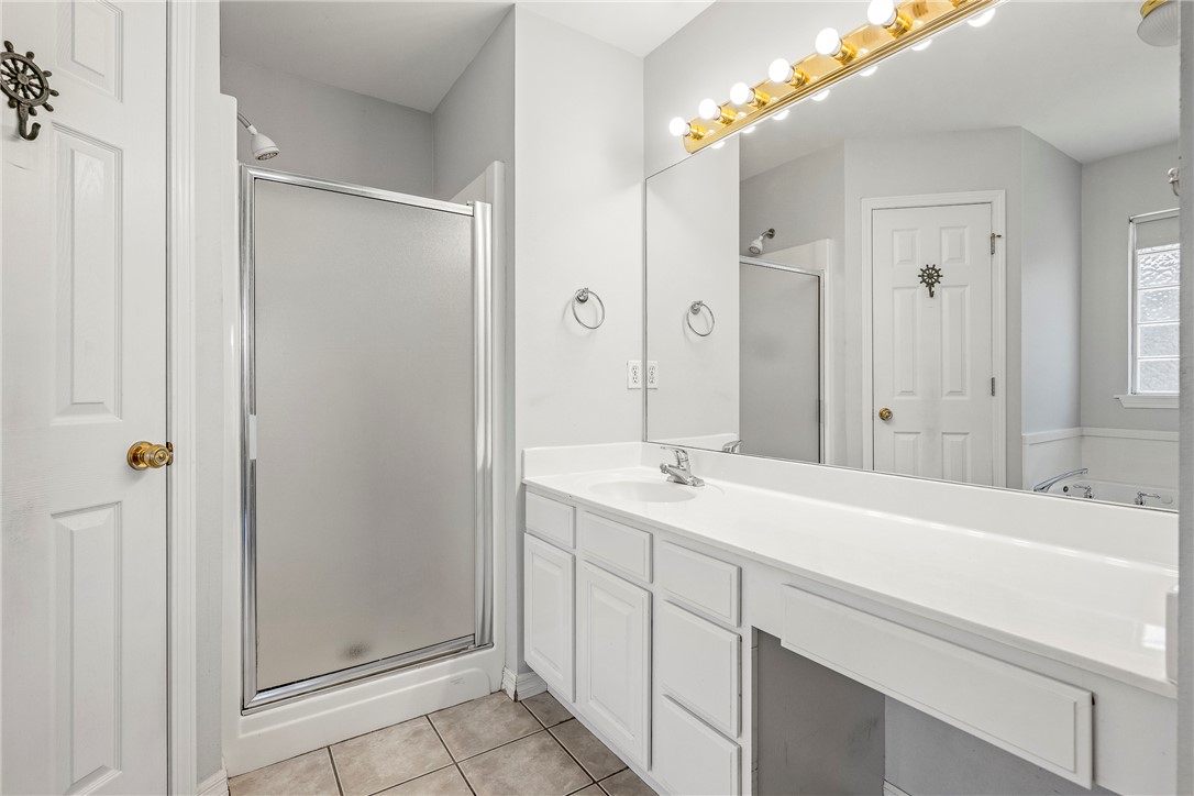 Champions Estates Rogers - Residential