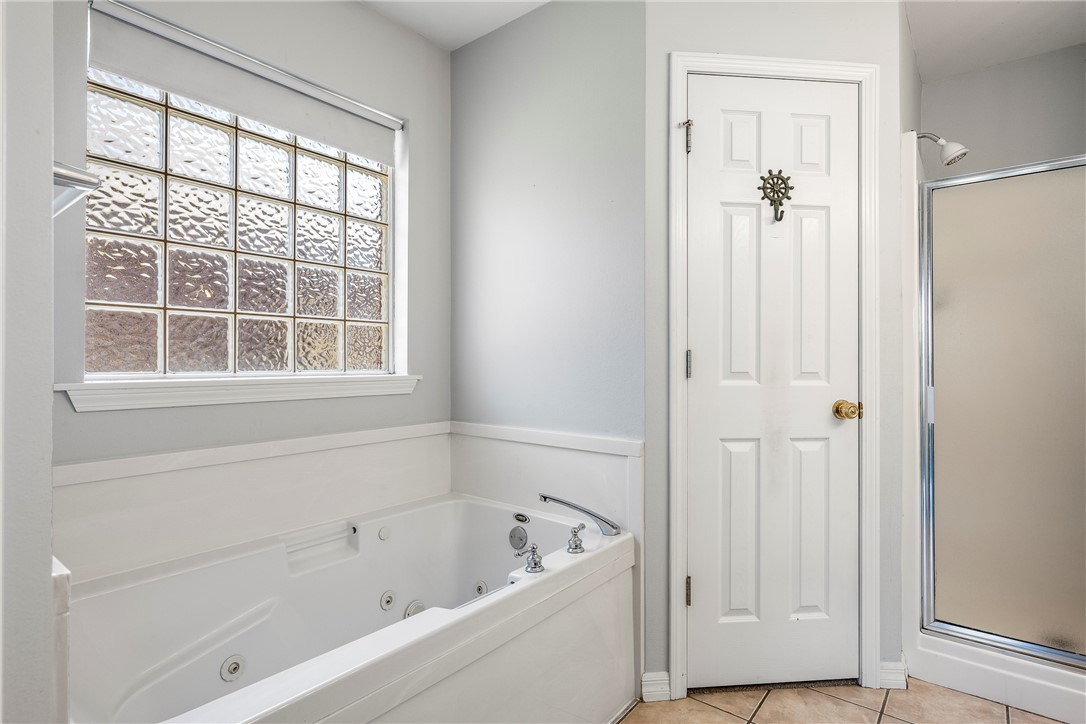 Champions Estates Rogers - Residential