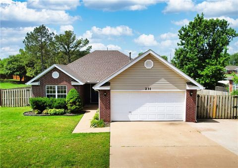 231 Ketch Court Springdale AR 72762