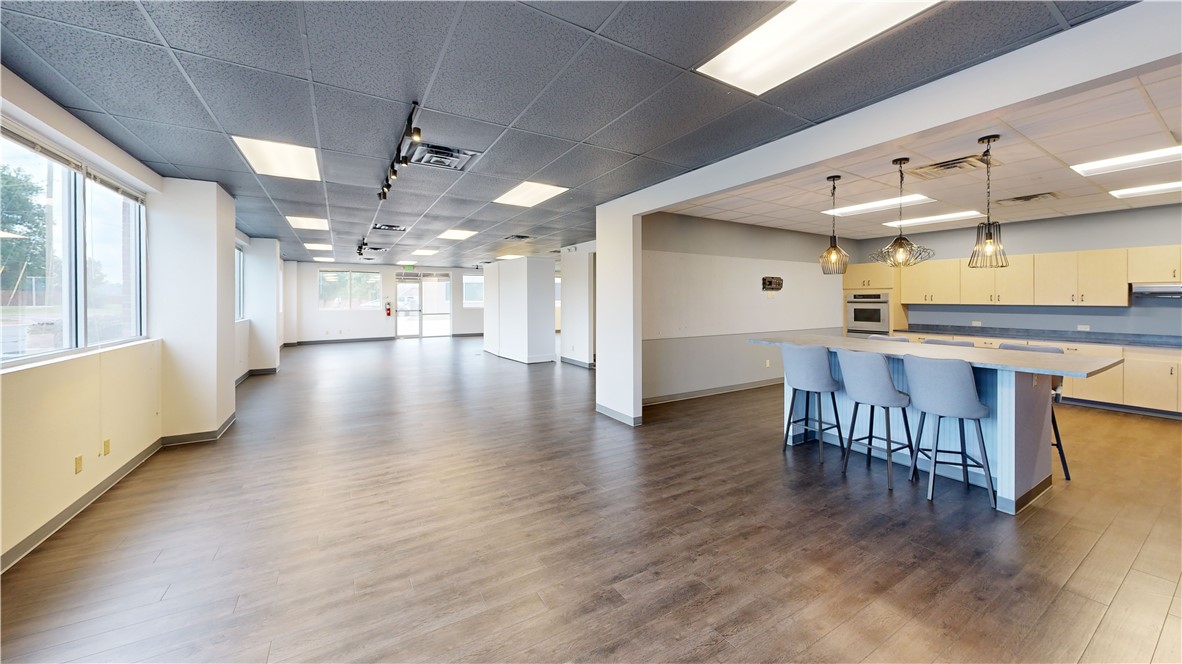 Beau Terre Sub Bentonville - Commercial Lease