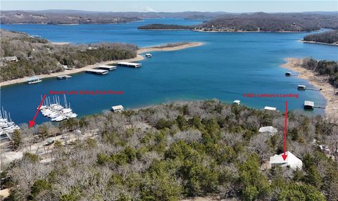 Photo of 11021 Lathams Landing Road, Garfield, AR 72732 (MLS # 1342747)