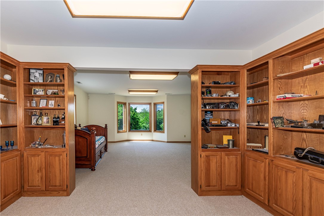 Unit 106 Holiday Island - Residential