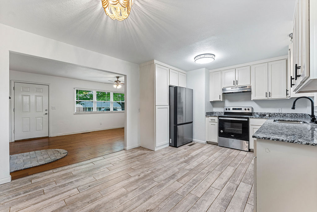 Sandy Heights - Residential