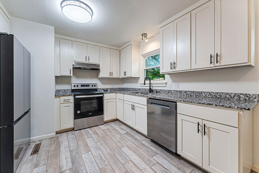 Sandy Heights - Residential