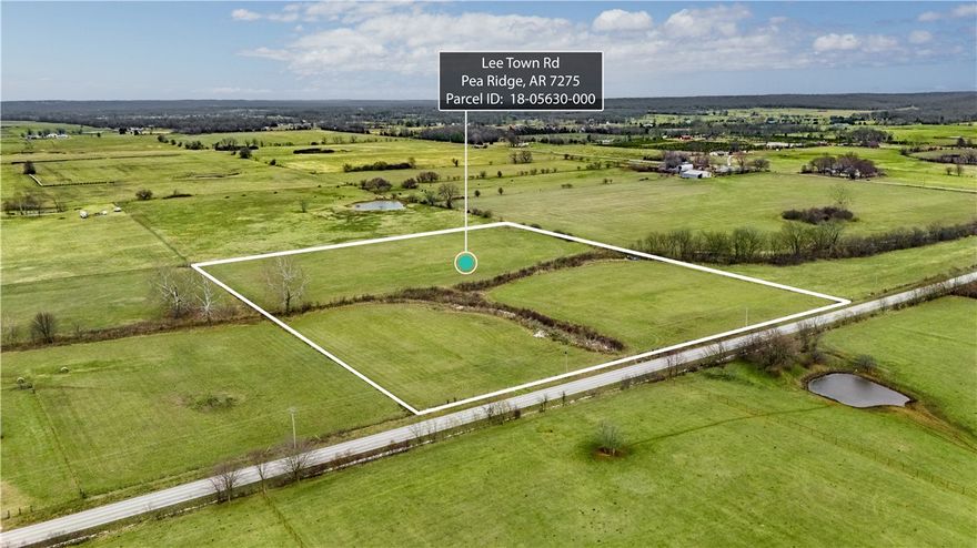 ?? Price Reduced to $785,000! ??
Take advantage of this rare opportunity—12.48 acres of prime land now available at a significantly reduced price! Conveniently located right off Highway 64, you're just 12 minutes to I-49 and 17 minutes to downtown Bentonville.

This property offers the perfect balance of seclusion and accessibility, making it ideal for a variety of uses:
?? Build your private estate or family compound
??? Develop multiple homes in a fast-growing community
?? Invest in land with serious potential for future appreciation

Located in a rapidly expanding area of Northwest Arkansas, this land sits in a highly desirable corridor with increasing demand. With over 12 acres, there’s room to create something truly special—whether it’s residential development, a dream retreat, or land banking for long-term gain.

Don’t miss out on this incredible opportunity at a new price point—$785,000!