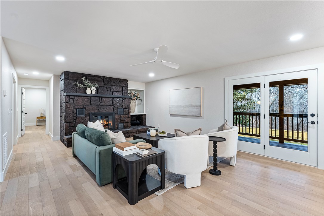 Bankfoot - Residential