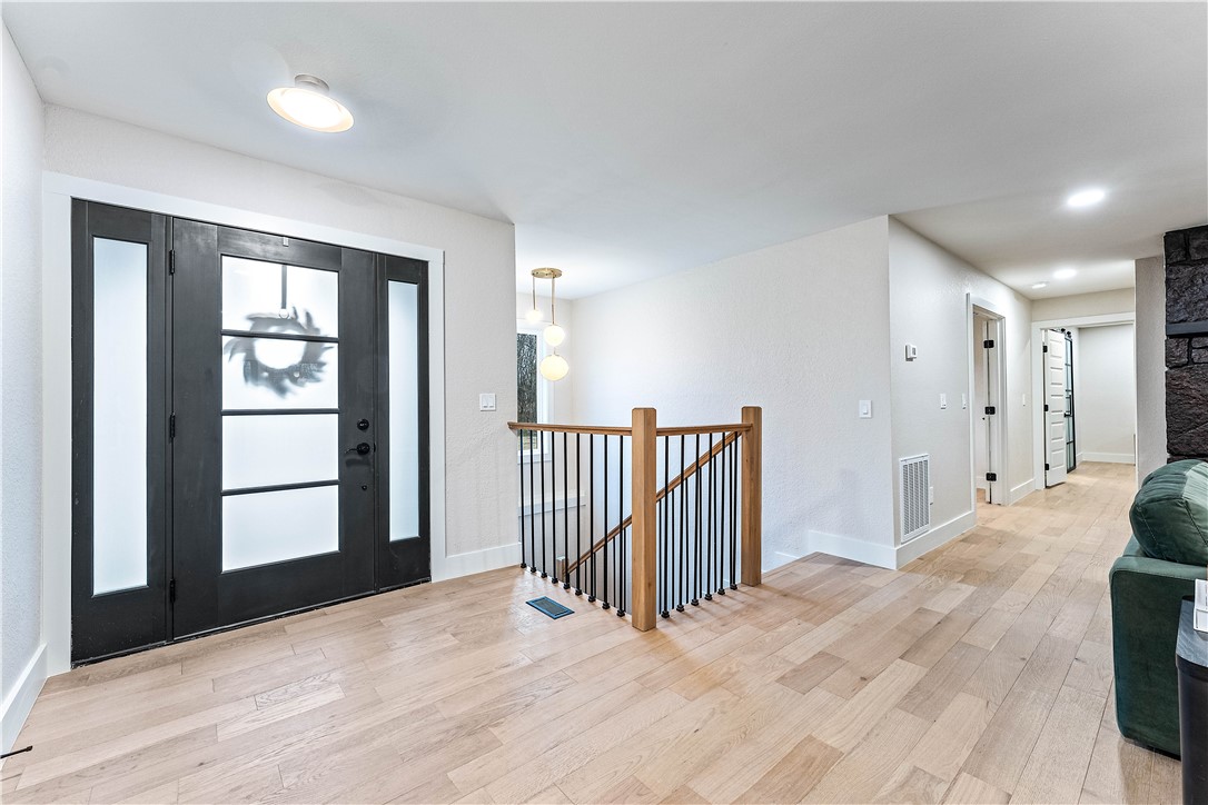 Bankfoot - Residential