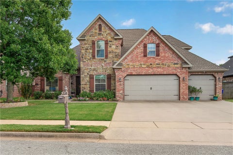 Photo of 4112 Willowbend Drive, Rogers, AR 72758 (MLS # 1359473)