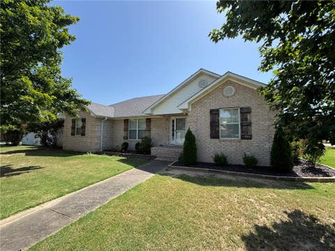 Photo of 707 S Waco Avenue, Russellville, AR 72801 (MLS # 1355981)