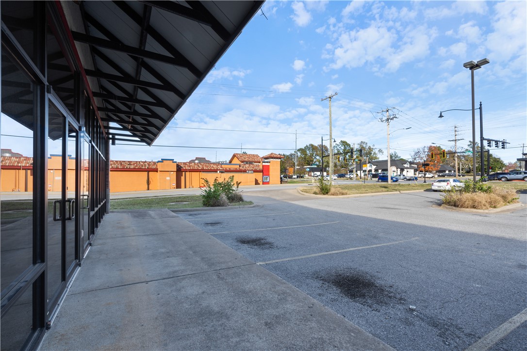 Morrison Acres Bentonville - Commercial Lease