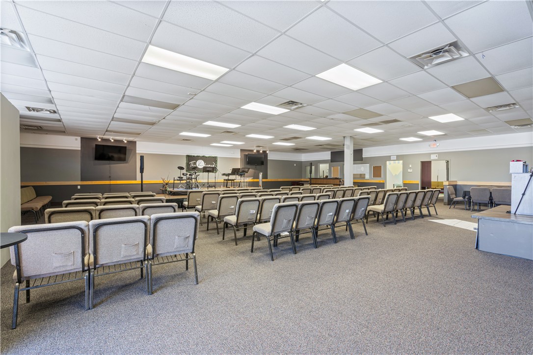 Morrison Acres Bentonville - Commercial Lease