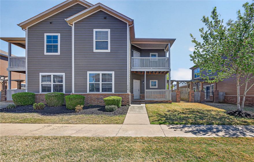 Discover an exceptional opportunity with this newly remodeled townhome, located right on the University of Arkansas bus route. This offering is a rare find for both parents securing student housing and seasoned investors looking for prime rental assets. Designed with students in mind, this townhome features a layout with four spacious bedrooms and three full, modern bathrooms, providing comfortable shared living space. The fresh, contemporary updates mean this home is move-in ready—no costly renovations needed! You're just under 4 miles to the University of Arkansas campus, ensuring a quick commute. Plus, you'll be minutes from prime shopping districts, popular dining spots, and beautiful Fayetteville parks. Added community benefit includes easy access to the Fayetteville Boys and Girls Club. Secure your stake in the thriving Fayetteville real estate market today with this high-demand, high-potential property!