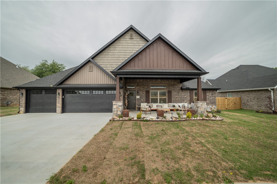 A brand-new home that was thoughtfully designed and built to a high caliber with brick all around and faux cedar shake gables. On the inside, it sports a split and open floor plan, gas cooktop, granite countertops throughout, a 3-car garage, crown molding, stainless steel appliances, recessed lighting, and 2" blinds, among numerous additional features. The oversized āLā shaped ownerās closet, with 12 feet of upper and lower built-in cabinets, connects to a spacious washroom that takes out a majority of the hassle in doing laundry! On the outside, this home features an inviting and huge covered front porch, as well as, a covered back porch with lots of space in a fully fenced back yard. Nestled in Windgate subdivision, it is also just minutes away from stores and Farmington schools of all levels.