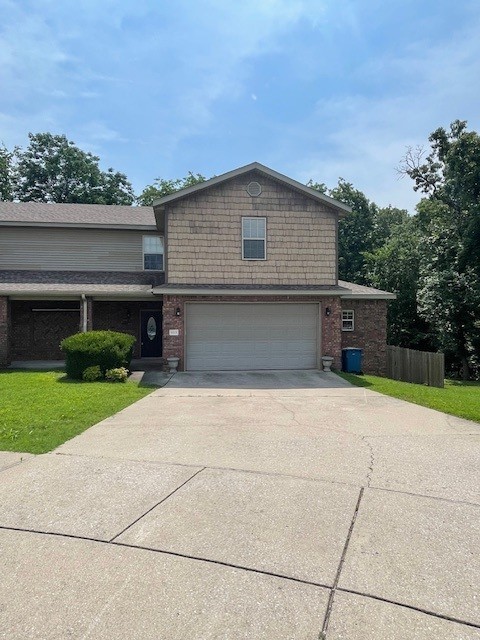 Spacious 4 bed, 2.5 bath duplex with bonus room in prime Bentonville location! Just minutes to Bentonville Square, Crystal Bridges, parks, trails, Walmart Home Office, Downtown dining, and entertainment. This property includes open living areas, ample storage, and large bedrooms. Enjoy easy access to I-49, schools, shopping, and XNA Airport. **$350 non-refundable pet fee per pet + $35 per month.**