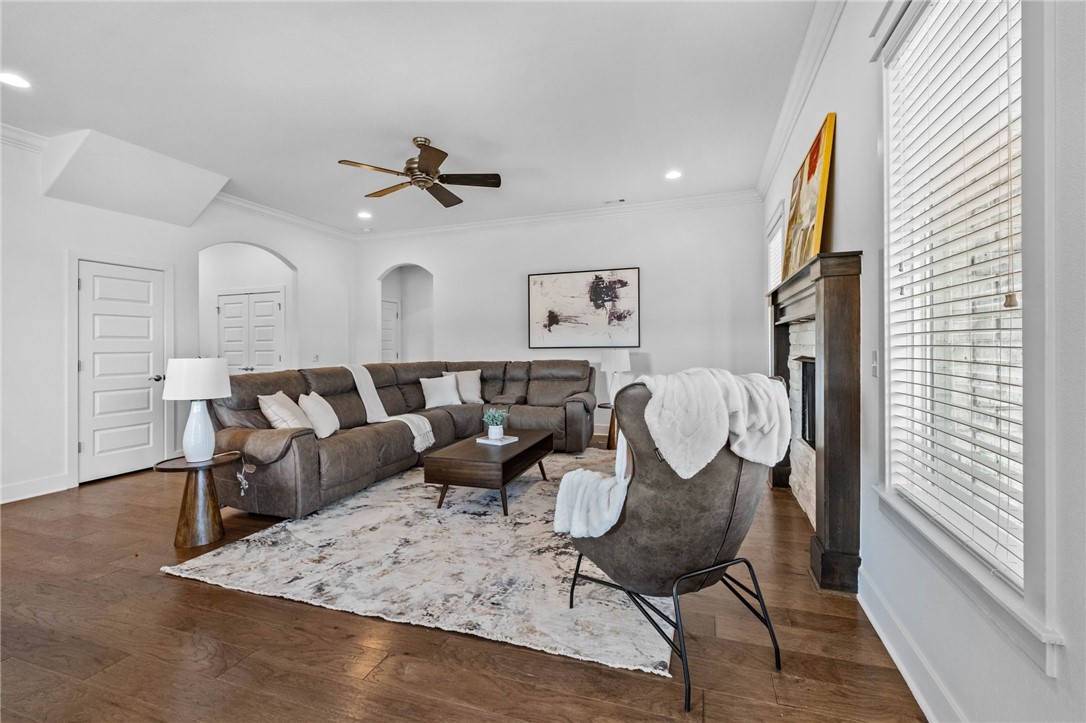 The Falls - Residential