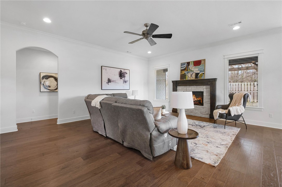 The Falls - Residential