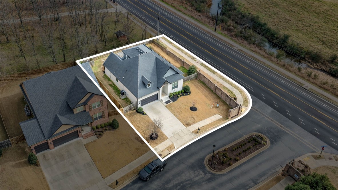 The Falls - Residential