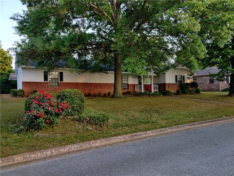 Photo of 2225 E Jonquil Road, Fayetteville, AR 72703 (MLS # 1336145)
