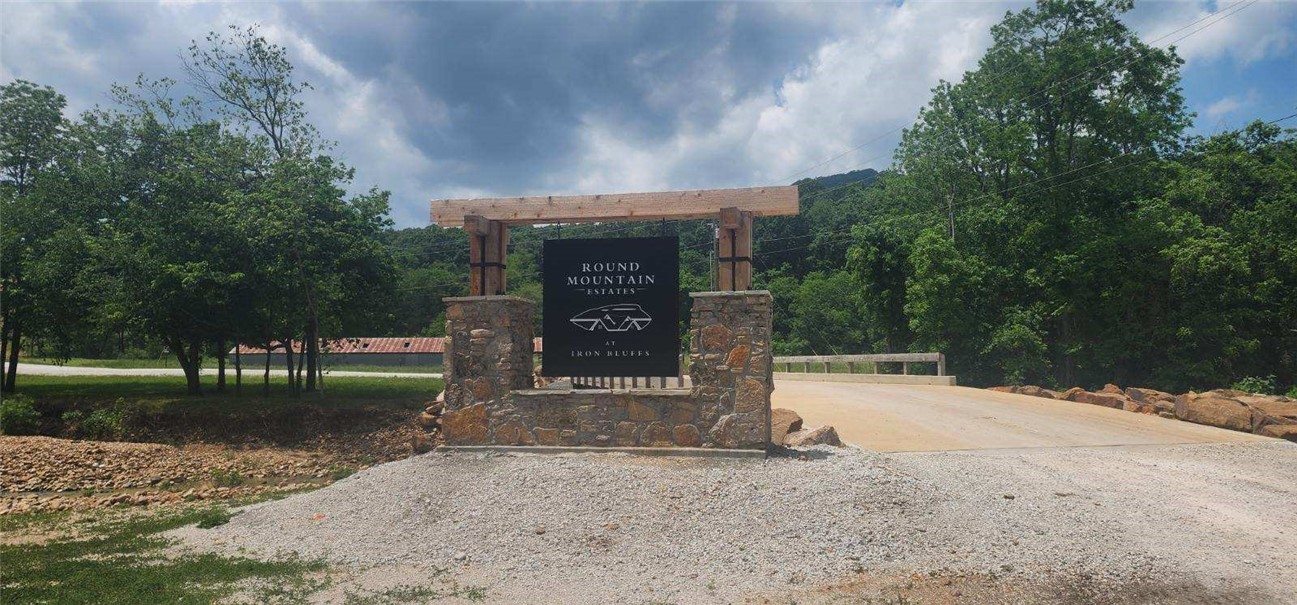 Round Mountain Estates - Land