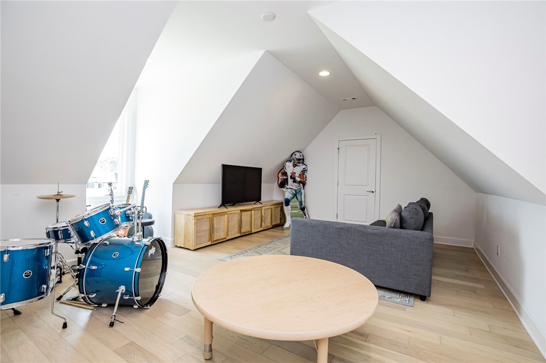 Scissortail - Residential