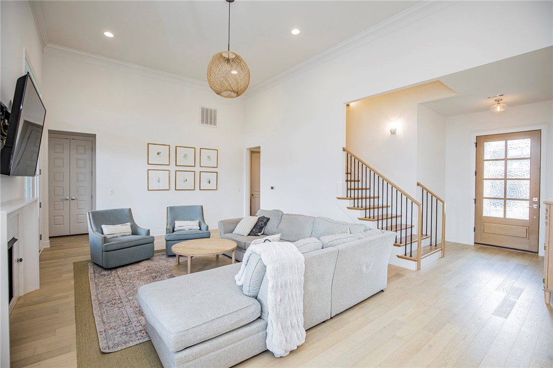 Scissortail - Residential