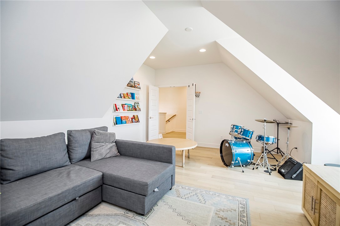 Scissortail - Residential