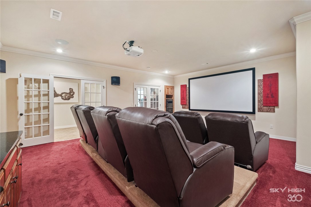 Hilltop Farm Sub Rogers - Residential