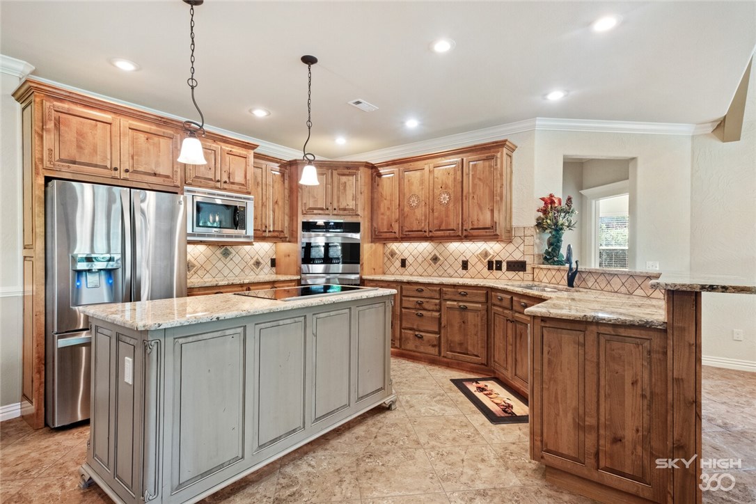 Hilltop Farm Sub Rogers - Residential