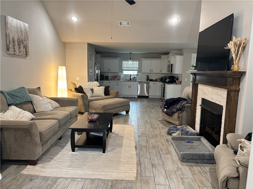 Hilldale Sub Centerton - Residential Lease