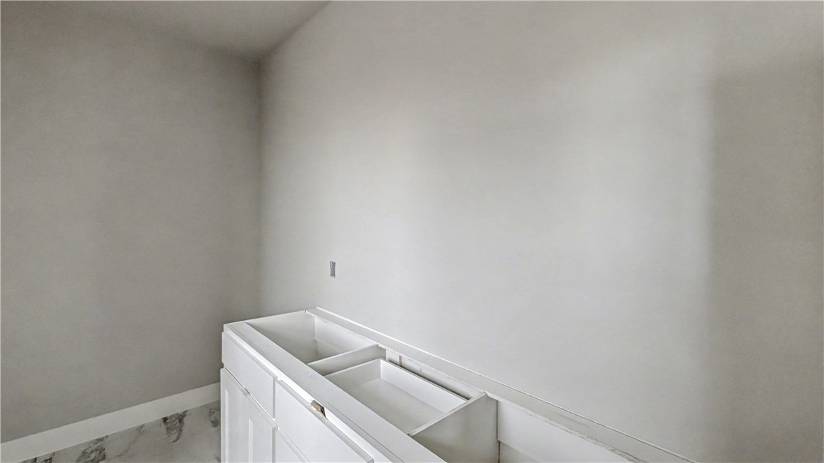 TIREE SUB-BVV - Residential