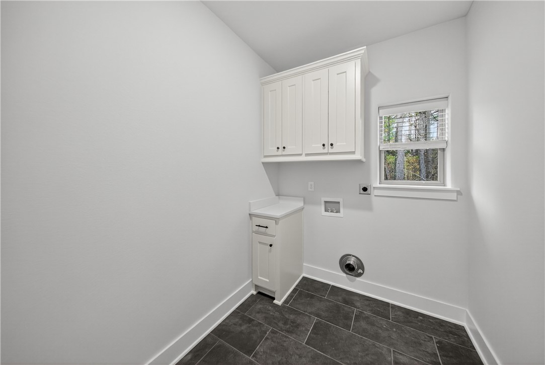 TIREE SUB-BVV - Residential