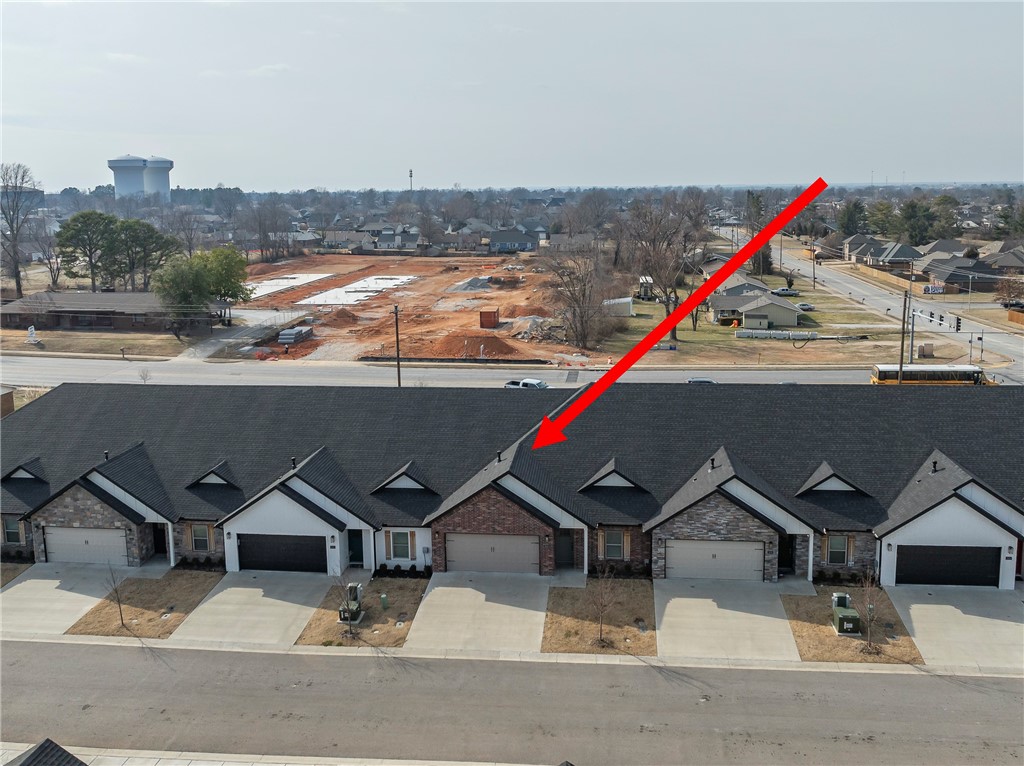 Dixieland Townhomes - Residential