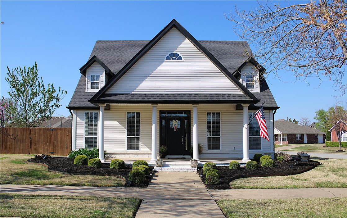 Welcome to 6322 Apple Shed Avenue, a spacious 4-bedroom, 2.5-bathroom home with a bonus room in the desirable Har-Ber Meadows neighborhood. This 2,872 sq. ft. home features an open floor plan perfect for family living. The living area includes a cozy fireplace, ideal for gatherings. The kitchen boasts stainless steel appliances and a large pantry for ample storage. The main-level primary suite offers a walk-in closet and a luxurious en-suite bathroom with a soaking tub and separate shower. Step outside to the extended patio area and private backyard—perfect for outdoor activities, family barbecues, or relaxation. The bonus room provides flexible space for a playroom, office, or additional storage. Har-Ber Meadows is a vibrant, family-friendly community with parks, lakes, walking trails, and a welcoming atmosphere. Conveniently located near I-49, shopping, dining, and top-rated schools, this home offers everything you need for comfortable family living and endless memories.
