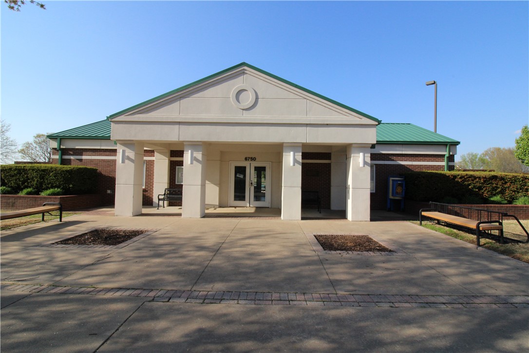 Har-Ber Meadows Ph Iii - Residential