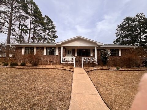 Photo of 7 Pinewood Drive, Russellville, AR 72801 (MLS # 1337212)
