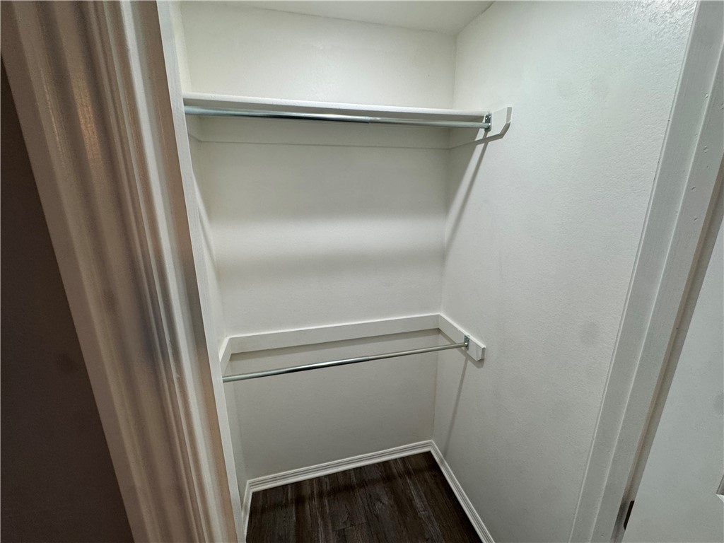 20-16-30 FAYETTEVILLE OUTLOTS - Residential Lease