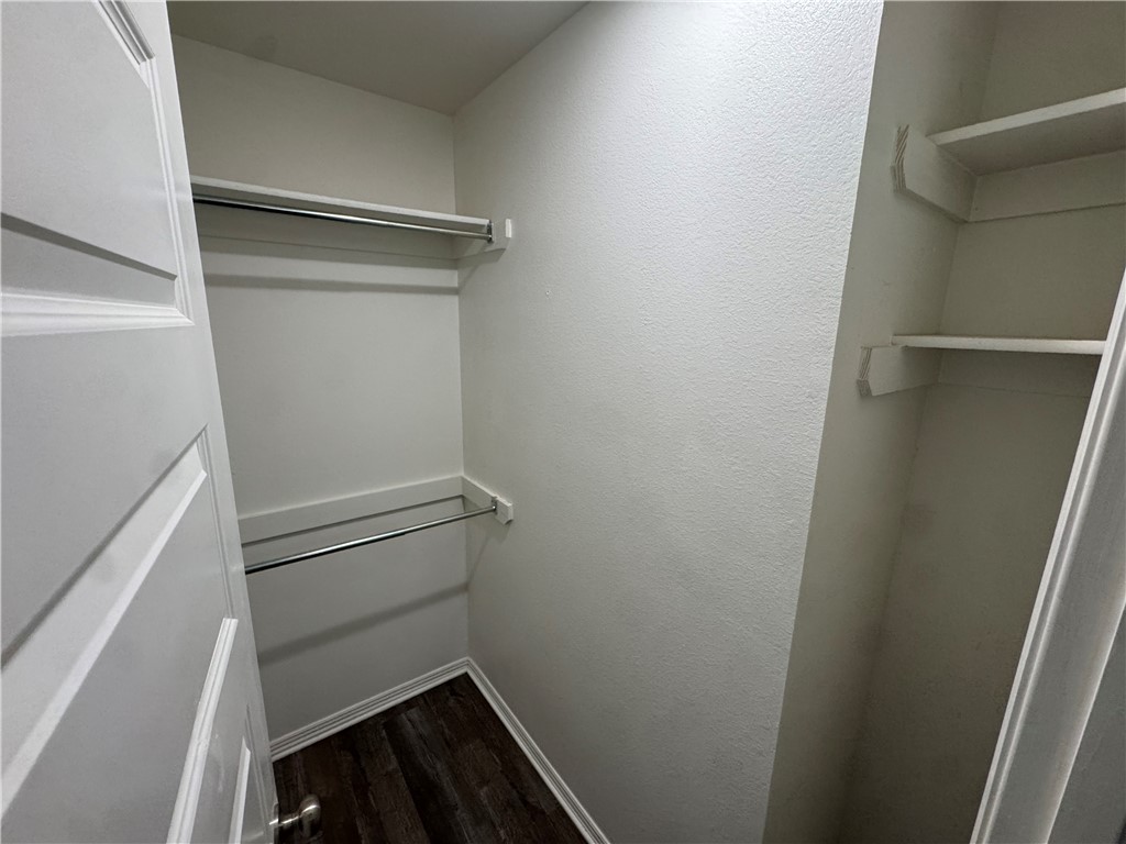 20-16-30 FAYETTEVILLE OUTLOTS - Residential Lease